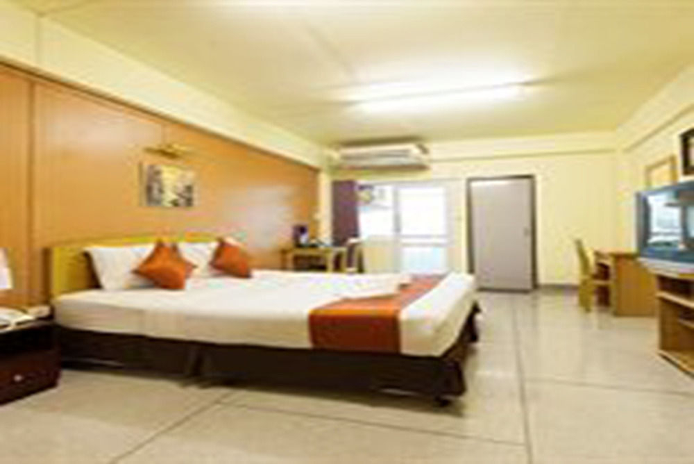 Hotel Grand Mandarin Latphrao 130 Μπανγκόκ Εξωτερικό φωτογραφία